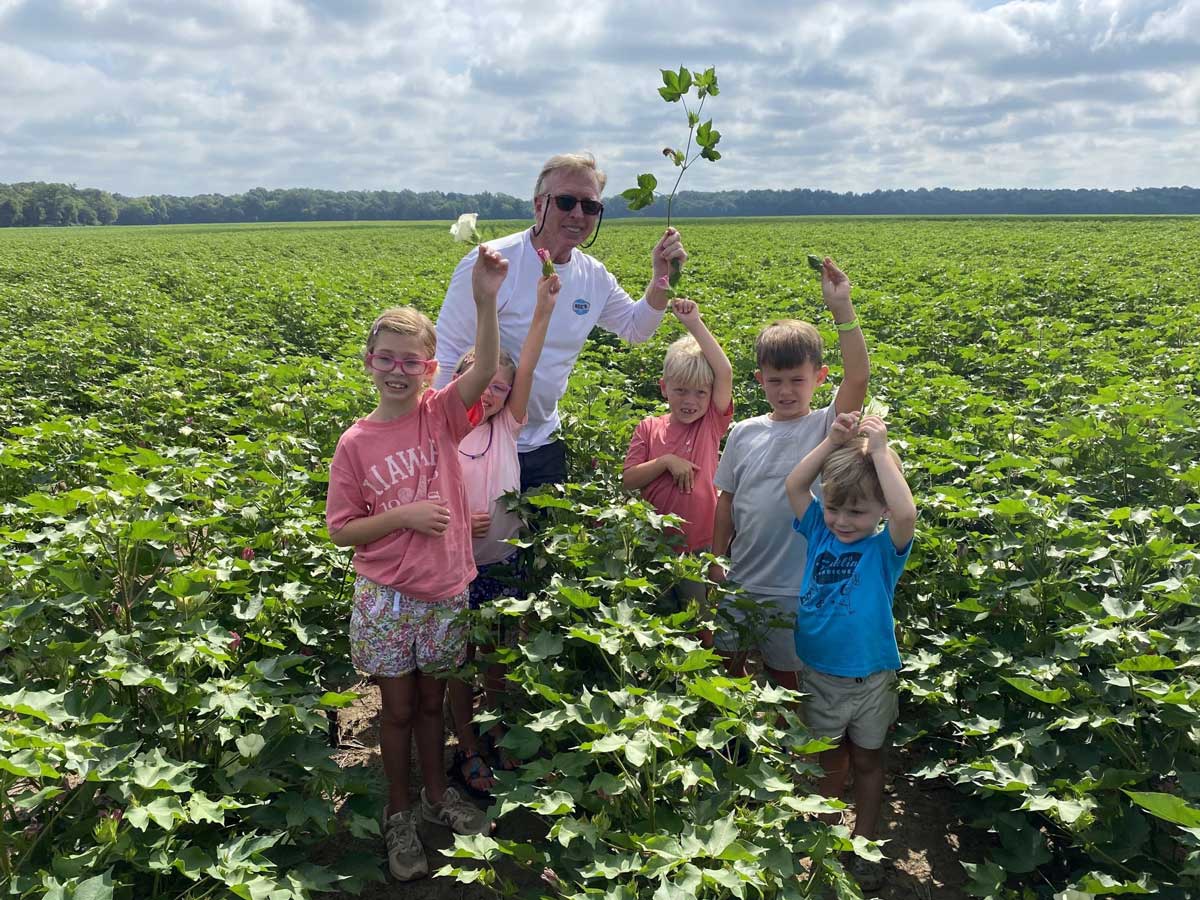 photo of USCTP grower, Rusty Darby and family